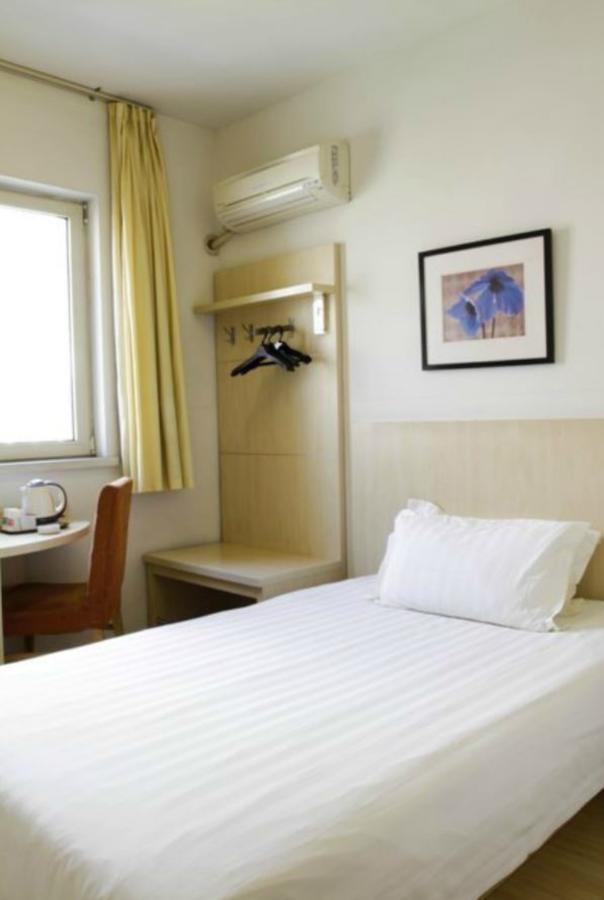Jinjiang Inn Shenyang North Railway Station Huigong Square Exterior foto
